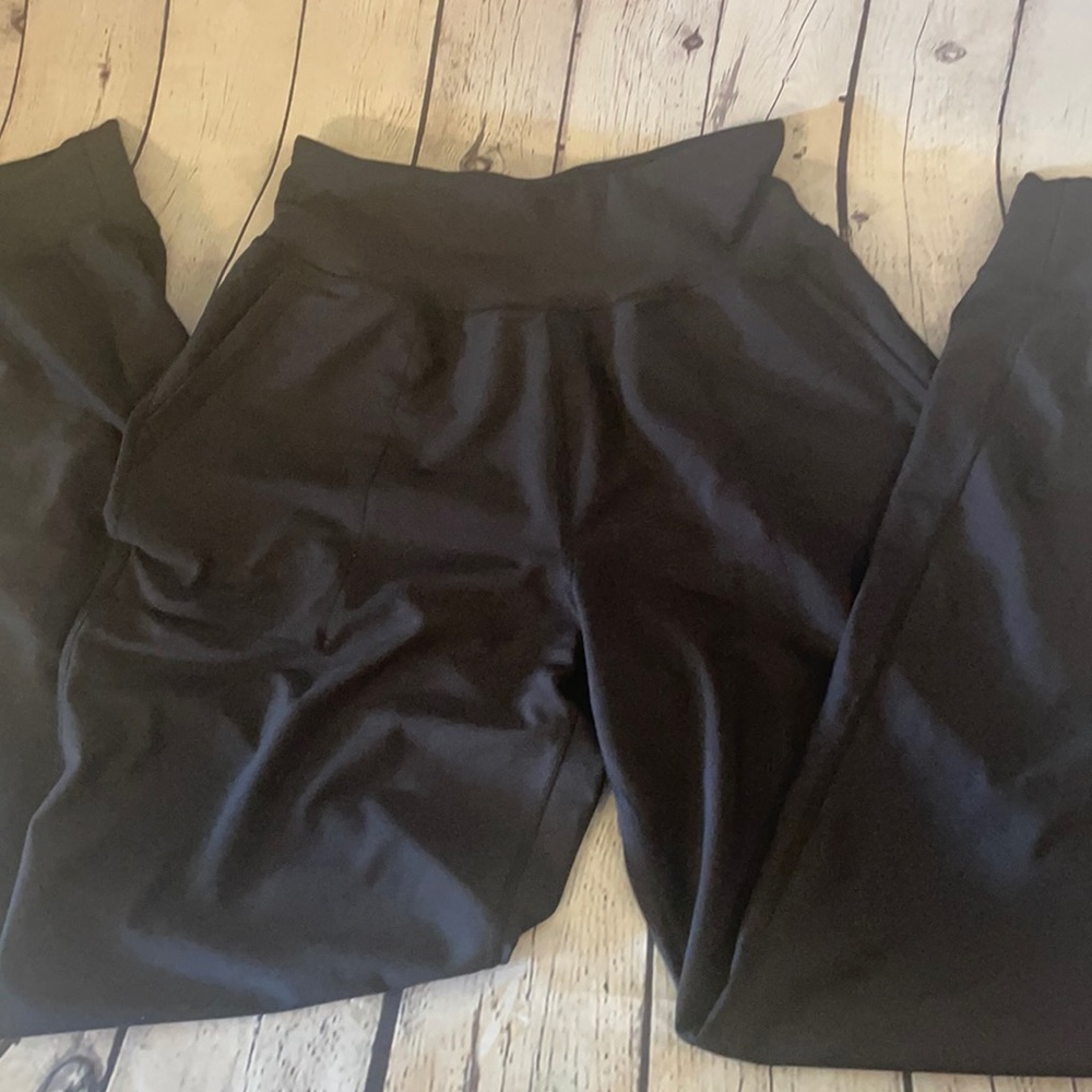 Women’s Old Navy high Rise Jogger Legging Size M